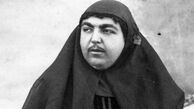قاجار| عصمت‌الدوله دختر ناصرالدین شاه به همراه حیوان خانگی‌اش