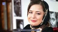 چیدمان گوشه زیبا و کنج خلوت خانه باصفا و دلباز مهراوه شریفی نیا / جاگلدانی چوبی، صندلی های قرمز و سماور آنتیک قدیمی + عکس