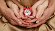 چرا برخی از افراد با وجود مصرف سیگار و الکل، ۱۰۰ سال عمر می‌کنند؟