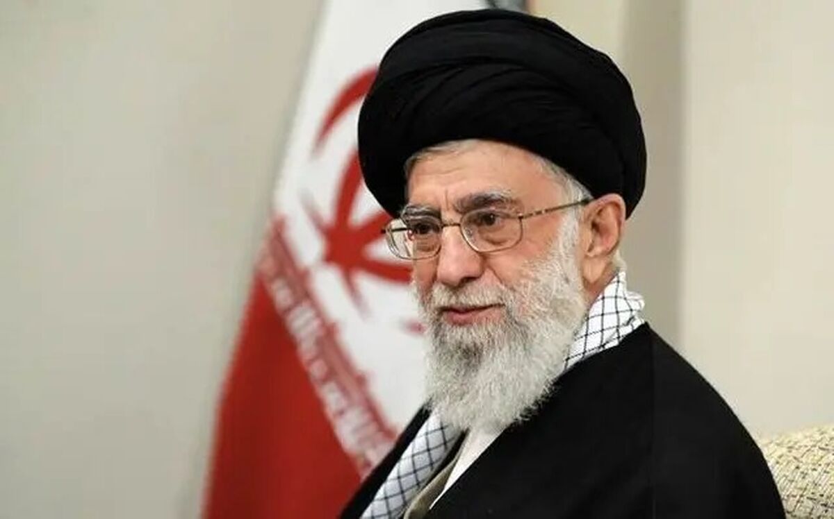 سفر در زمان؛ «رهبر انقلاب در کنار مادرشان خدیجه میردامادی»؛ دهه 60