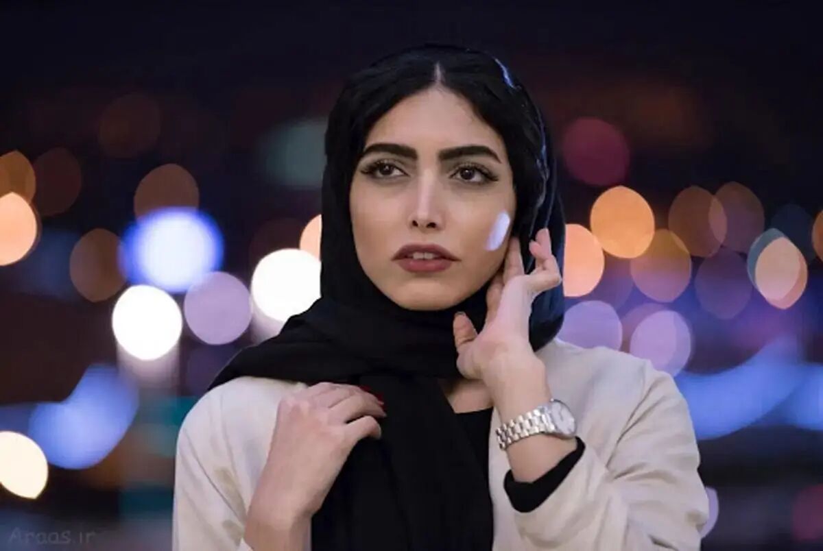 عشوه دیدنی ساناز طاری در کودکی/ از بچگی خوشکل بوده