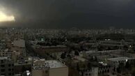 تصاویر آسمان تیره و تاریک تهران در این ساعات