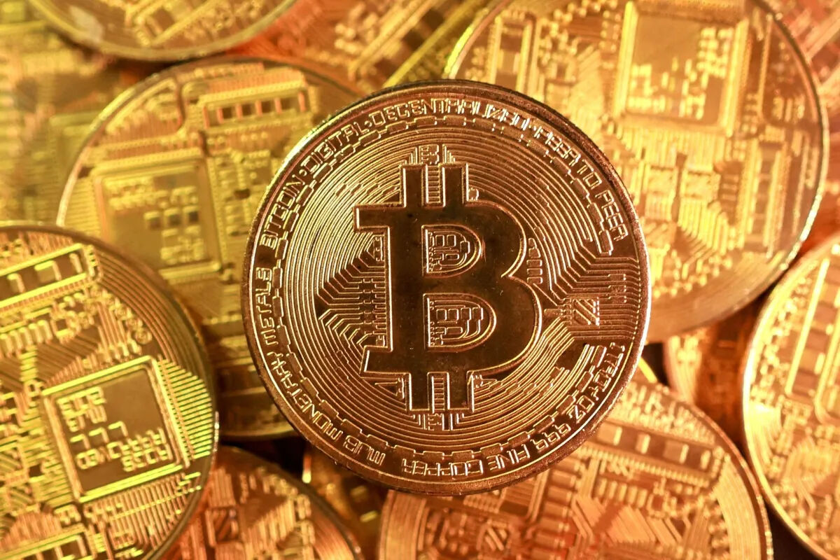 قیمت بیت کوین، تتر و سایر رمزارزها امروز ۱۲ فروردین ۱۴۰۵