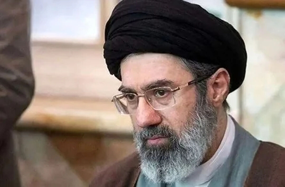 عکس های آیت الله سیدمجتبی خامنه ای رهبری انقلاب در مکانی که باورش نمی کنید