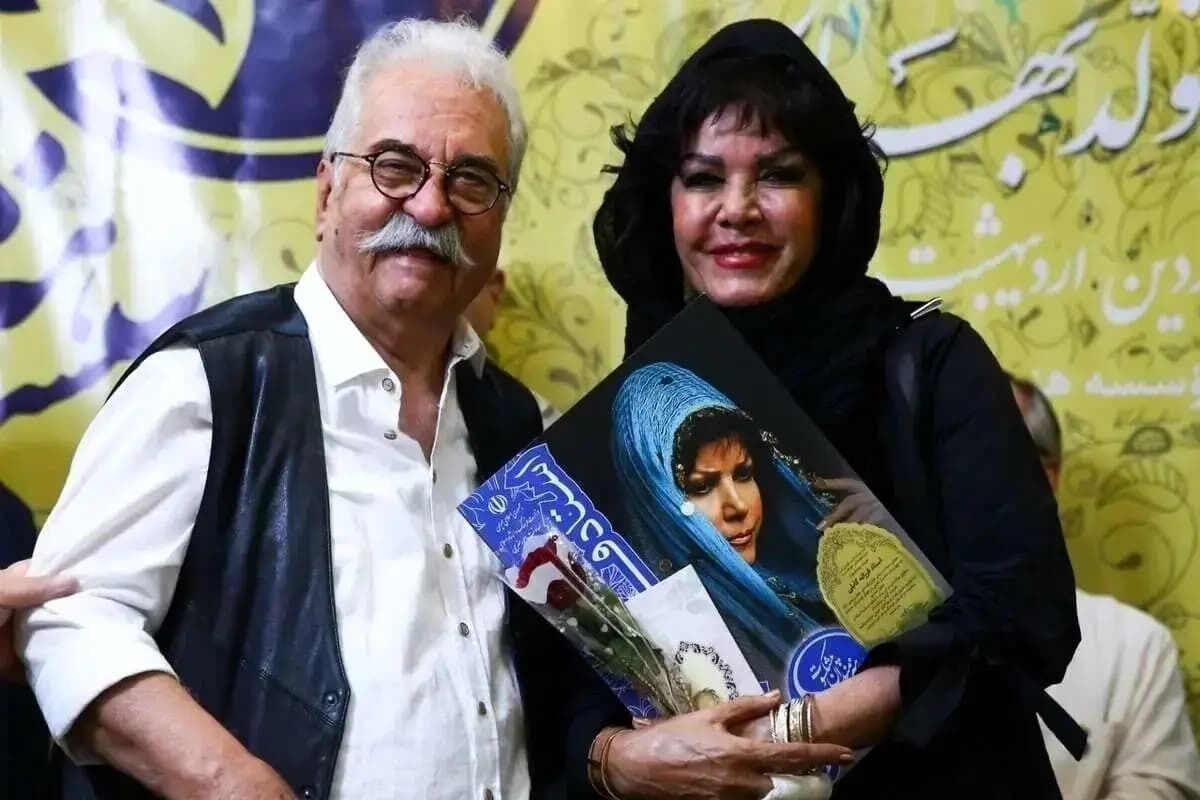 چیدمان و خانه و زندگی فرزانه کابلی همسر هادی مرزبان / بازیگر فیلم علی کوچولو در مراسم شوهر مرحومش + عکس ها