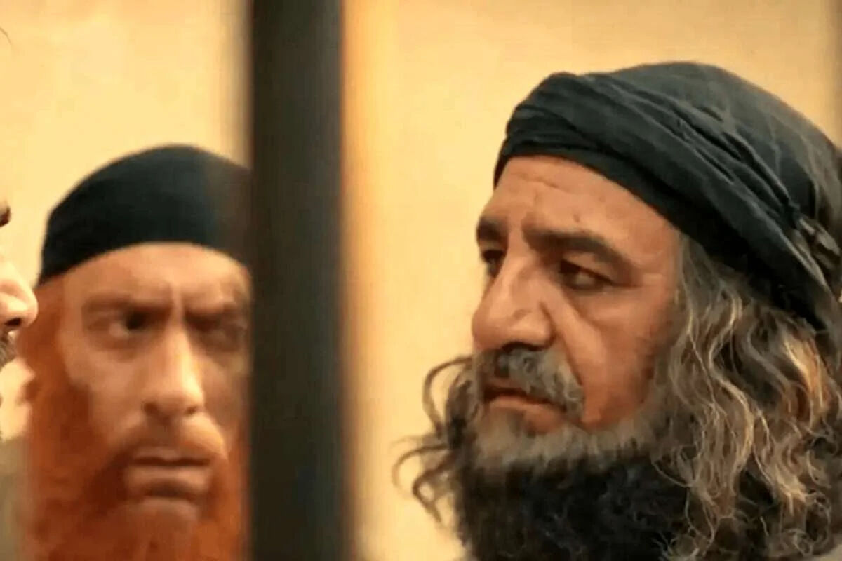 لحظه سَر بریدن در سریال «بیگانگان»