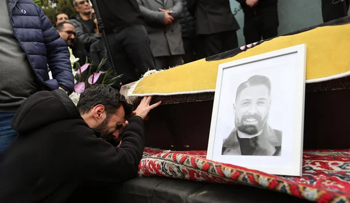 مراسم چهلم حمید هیراد + عکس بی قراری هنرمندان