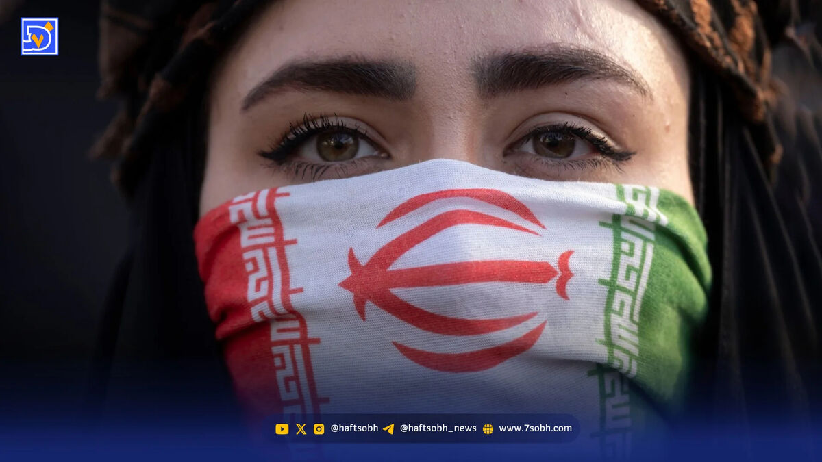 قاب امروز | ‌پوشش ترند این ‌‌شب‌های تهران؛ نقاب و روبنده و...
