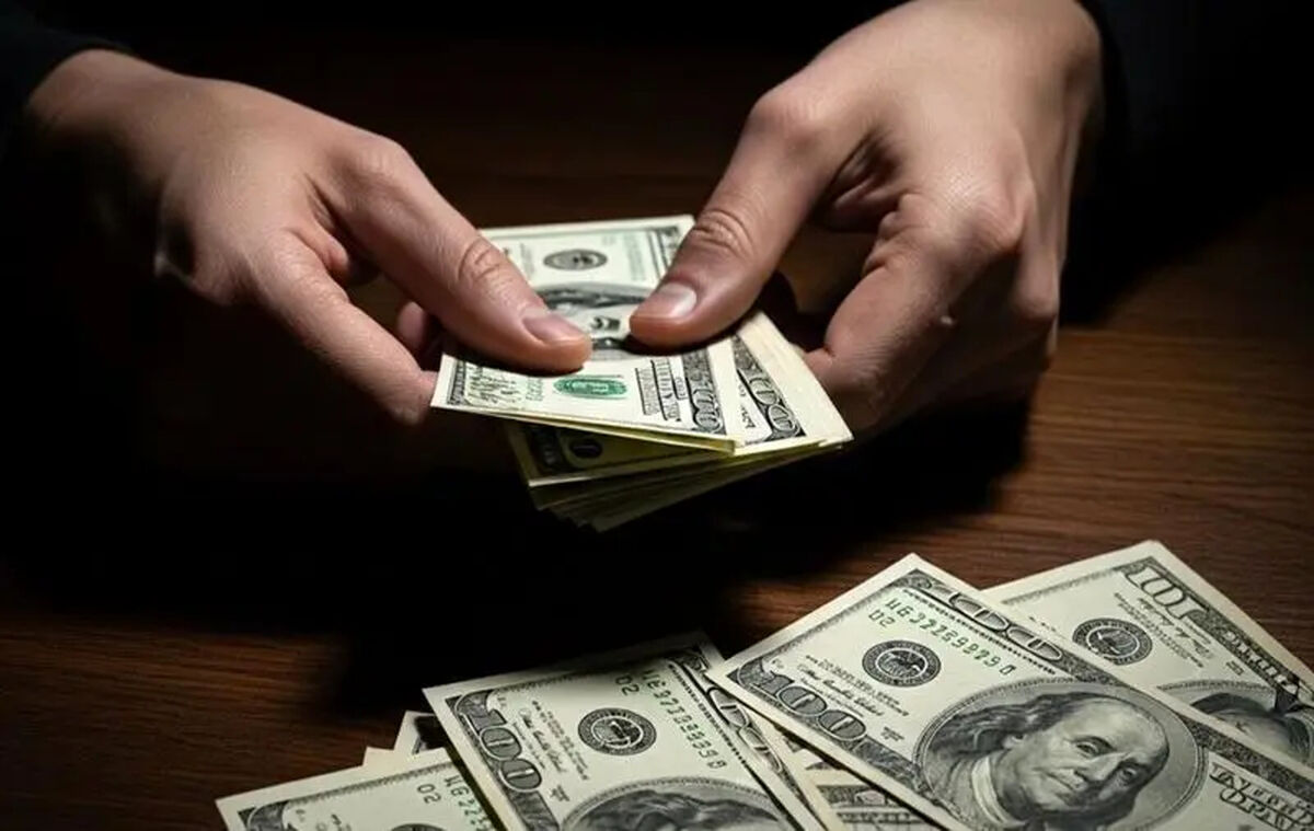 ثبت نام دلار دولتی و نحوه نوبت‌ دهی در بانک‌ها