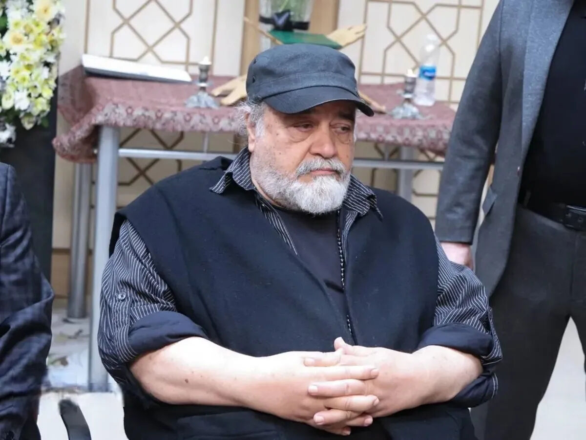 نگاهی به حضور هنرمندان در مراسم ختم مادر محمدرضا شریفی‌نیا