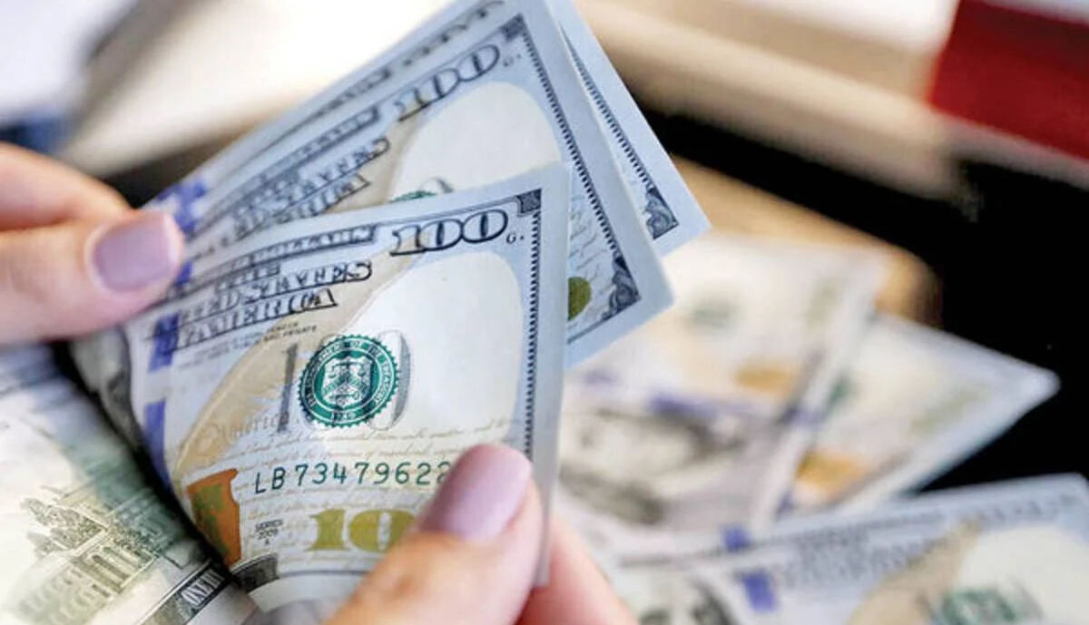 آخرین پیش بینی قیمت دلار امروز ۵ خرداد ۱۴۰۵ / قیمت دلار منتظر مذاکرات