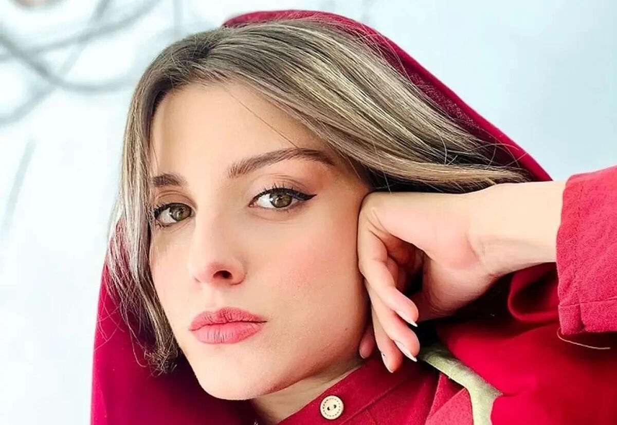 بازیگر چشم رنگی سریال گل سنگ کیست؟ + بیوگرافی