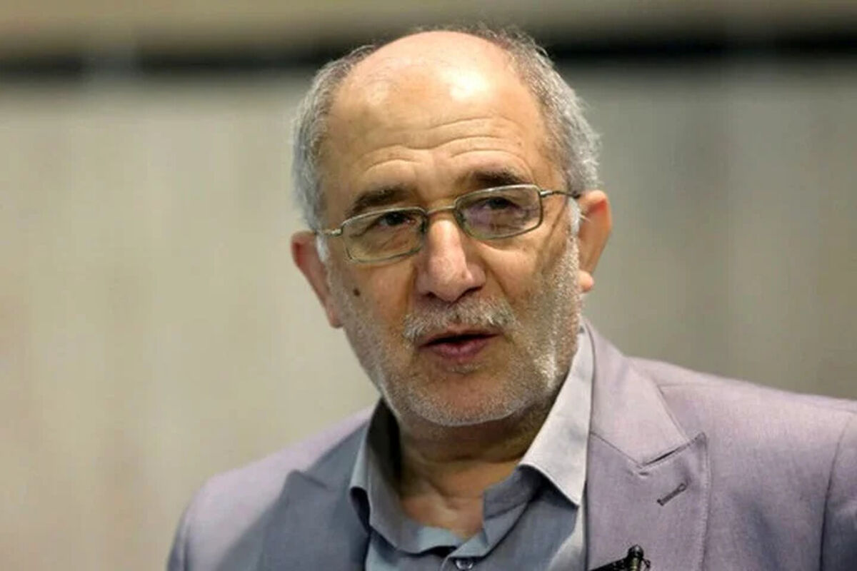روایت سردار علایی از آخرین مکالمه با شمخانی سه روز قبل از جنگ/ شمخانی می‌گفت نمی‌توانند رهبری را پیدا کنند