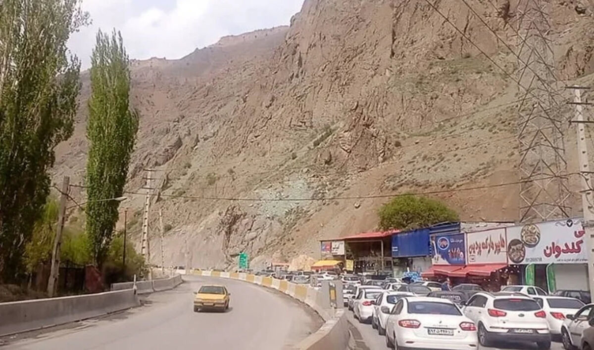 ترافیک سنگین در محورهای شمالی کشور / جاده چالوس و آزادراه تهران–شمال قفل شد