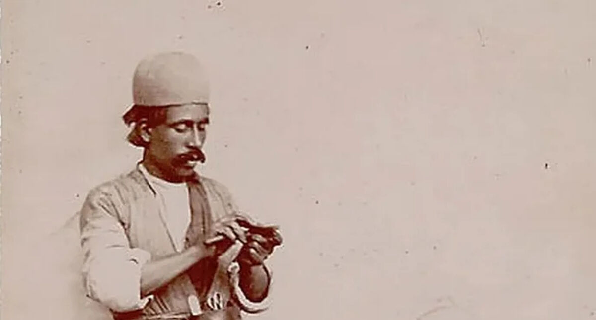 سفر در زمان؛ آرایشگر دوران قاجار