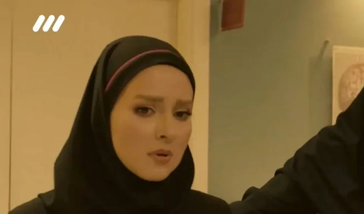 سفر در زمان؛ «خانم کزازی» سریال کلینیک رویا خارج از سریال