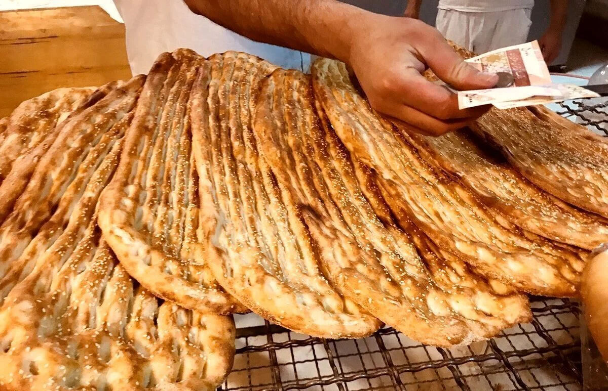 خبر مهم برای سفره مردم/ نان هم کالابرگی می شود؟
