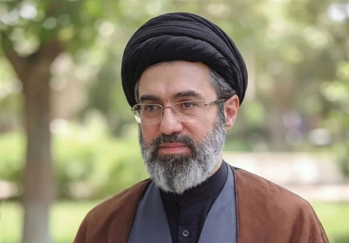 حضرت آیت‌الله سید مجتبی خامنه‌ای: عهد می‌بندیم که انتقام خون امام شهید را از قاتلین جنایتکار و بی‌آبرو بگیریم