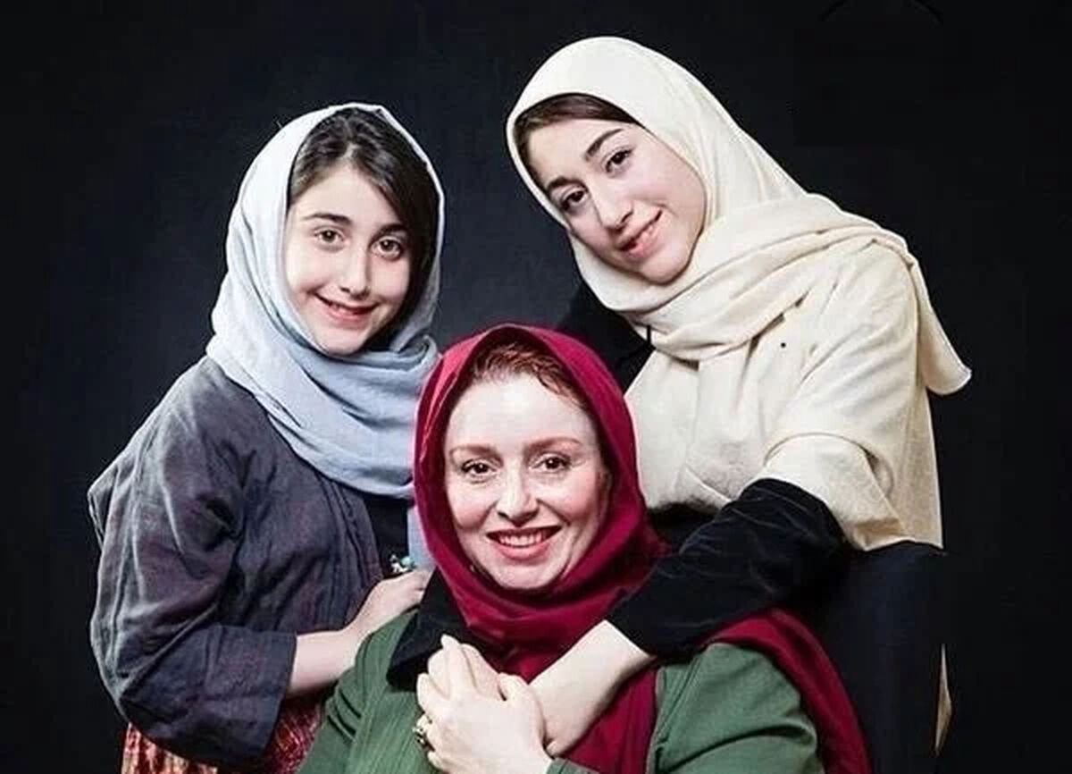 ژاله صامتی و دخترش نیاز سنجری به صحنه بازمی‌گردند