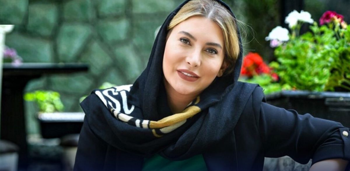 عکس| سفر در زمان؛ «فریبا نادری» در جواهرفروشی «شاهرخ استخری»؛ دهۀ 90