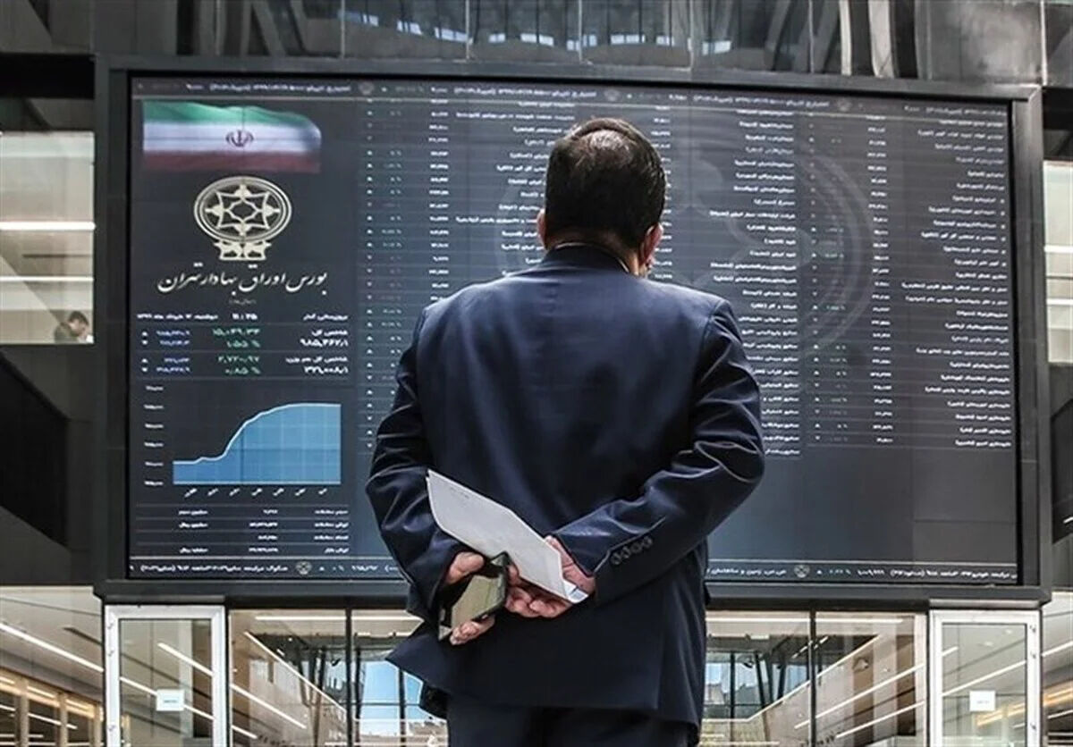 شاخص لحظه ای بورس امروز 27 تیر / 4.8 همت پول حقیقی خارج شد + جدول
