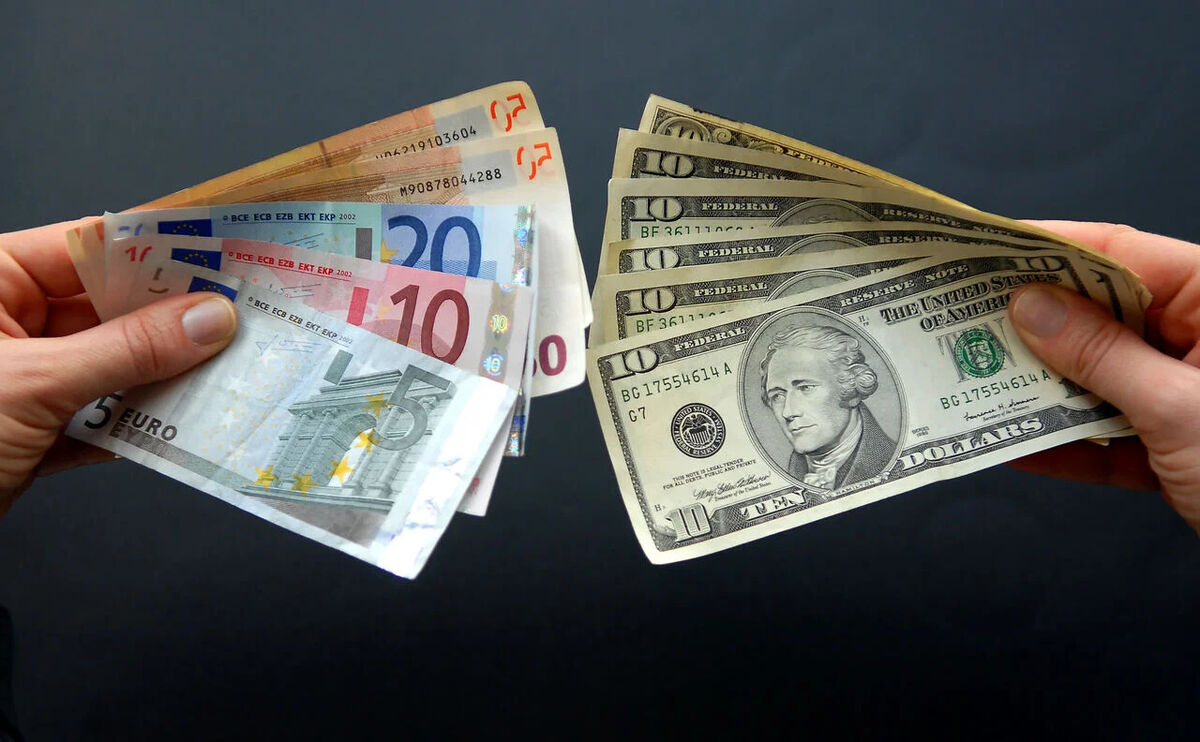 پیش بینی قیمت دلار امروز یکشنبه 28 تیر 1405 / دلار وارد فاز جدید افزایش قیمت شد