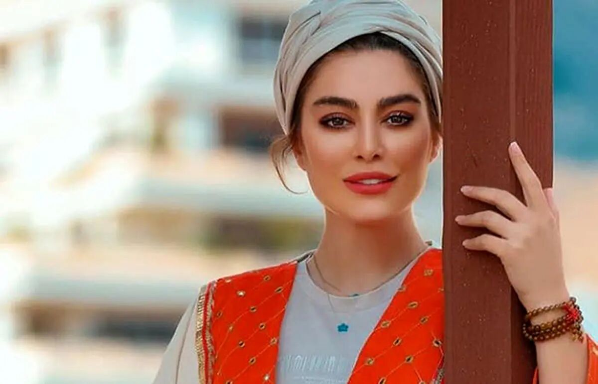 دانلود آهنگ بیا بشو بهم نزدیک تر، ببین بی توجه به بقیم / ترند اینستا