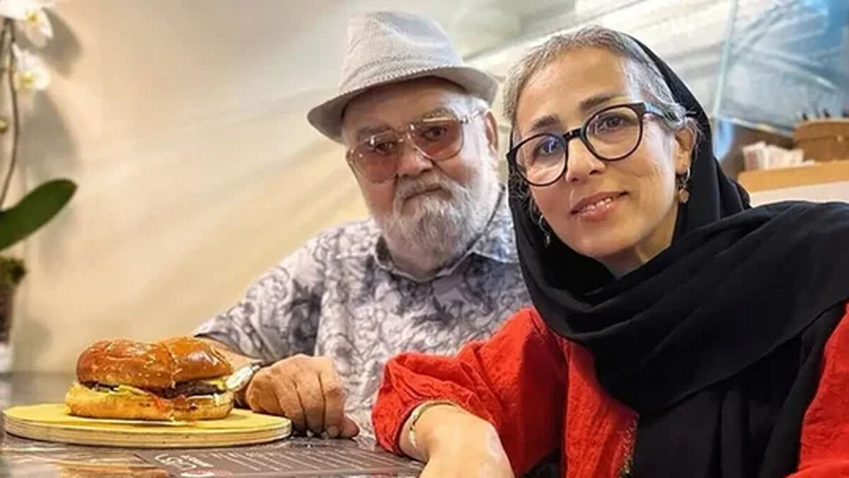 سفر در زمان؛ اکبر عبدی یک سال قبل فوت و در کنار همسرش