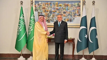دیدار و رایزنی وزیران خارجه عربستان و پاکستان