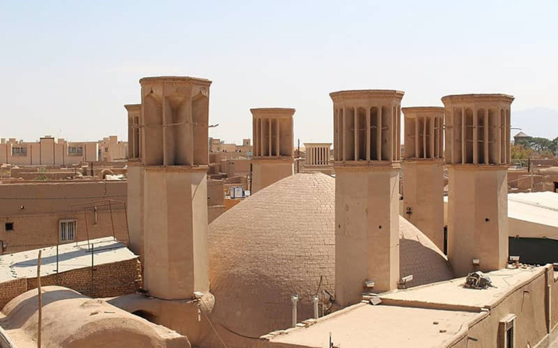 آب‌انبار شش بادگیر یزد