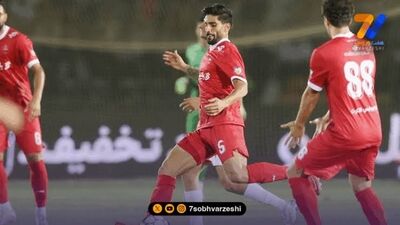مراسم معارفه سارا قمی و پاسخ به غیر قانونی بودن سرمربیگری نیلوفر اردلان در پرسپولیس
